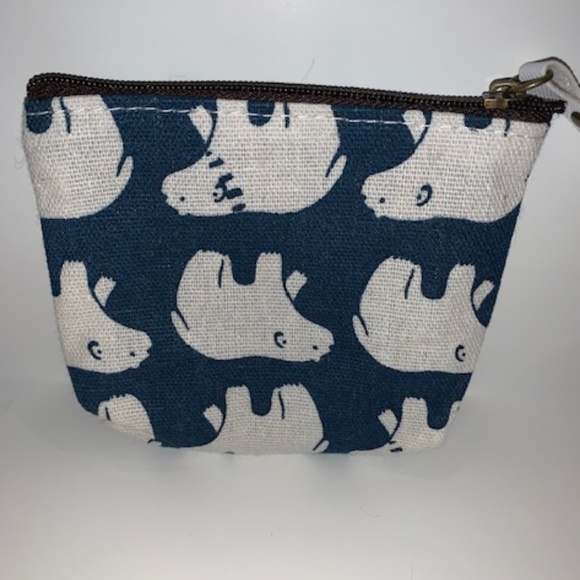 Polar Bear Patterned Coin Pouch - Picture 2 of 3